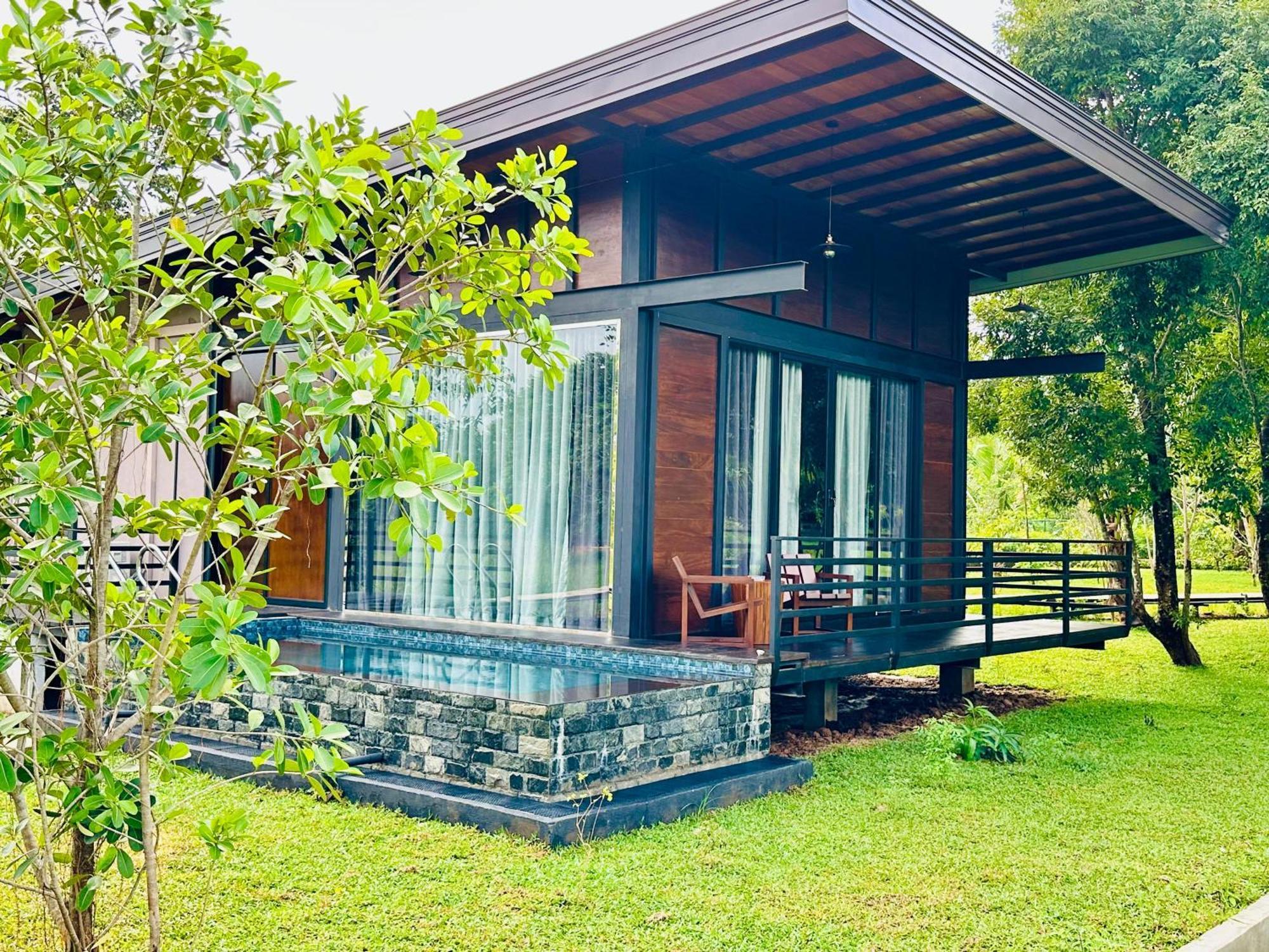 Atha Resort Sigiriya Exterior photo A villa at the resort